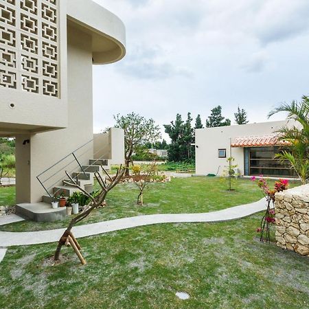 Akabana Inn Nakijin Bagian luar foto