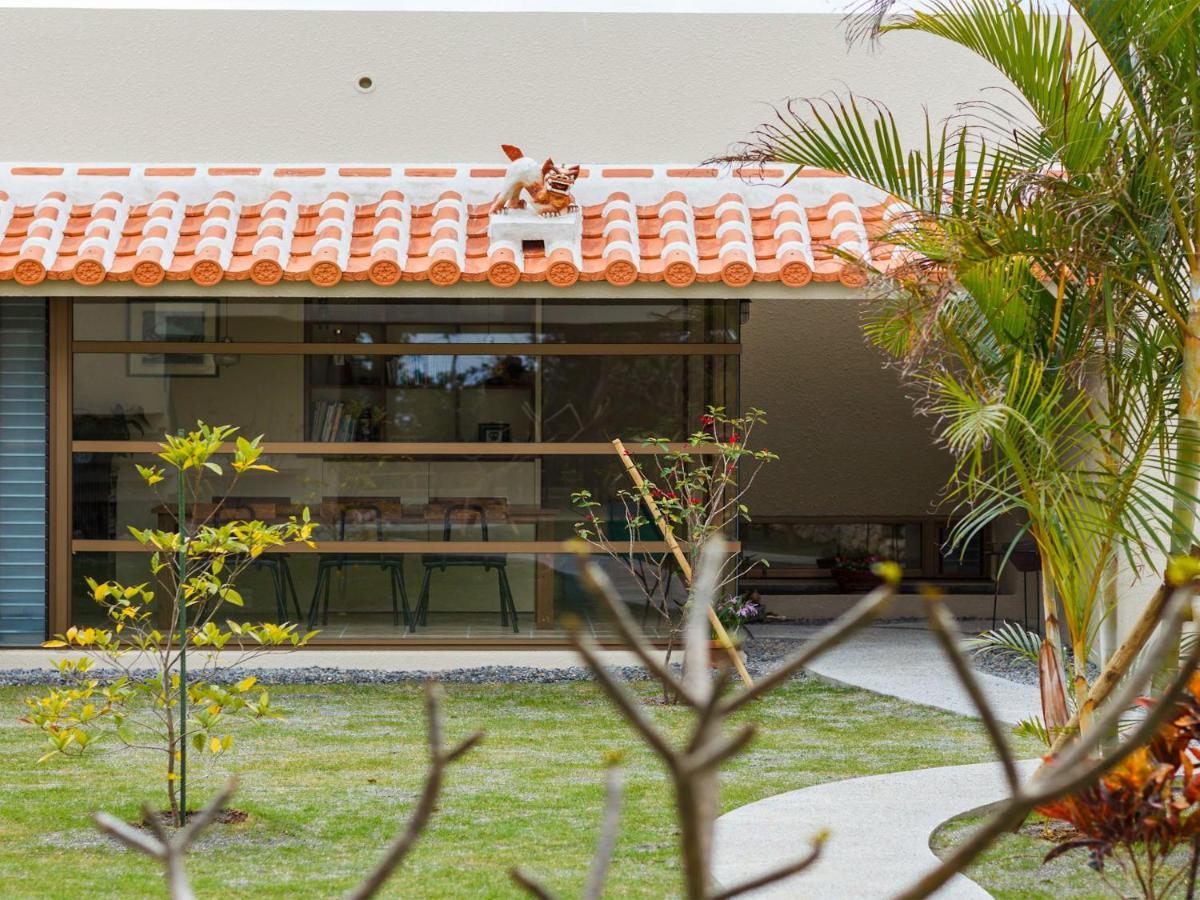 Akabana Inn Nakijin Bagian luar foto